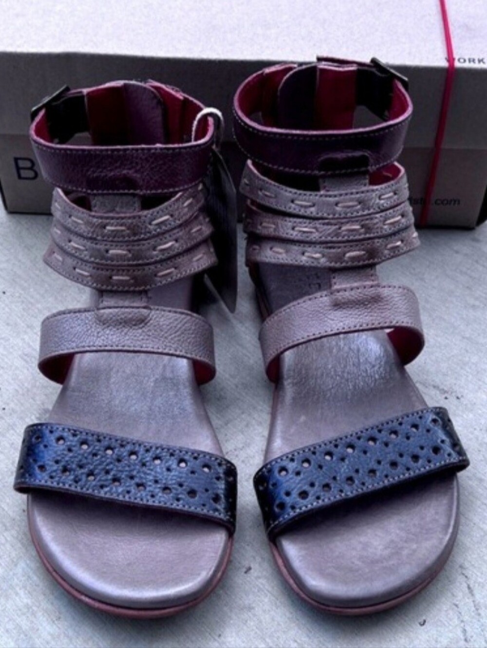 BOXED BED STU ARTEMIS GLADIATOR SANDALS Purple/Black/Brown Size6